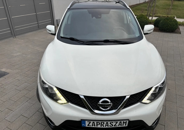 Nissan Qashqai cena 55900 przebieg: 64632, rok produkcji 2015 z Stopnica małe 254